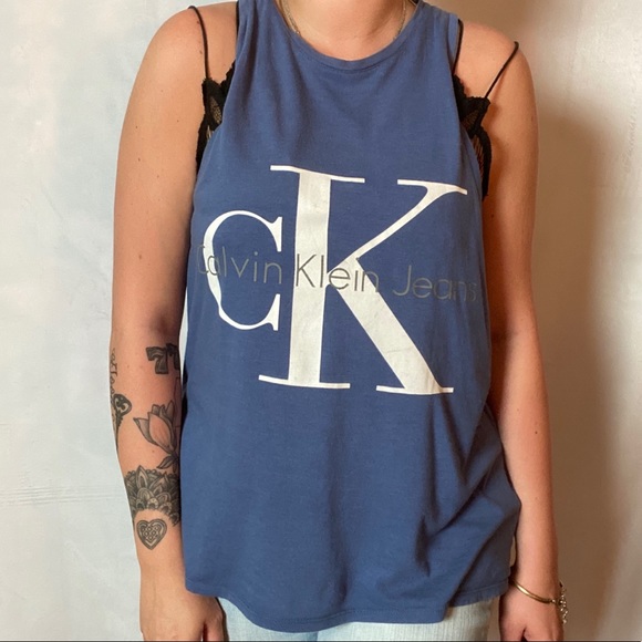 Vintage Tops - CALVIN KLEIN VINTAGE LOGO GRAPHIC TANK TEE